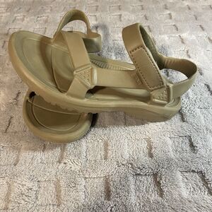 Teva Sandals Womens W8 Tan Rubber Hurricane Drift Outdoor